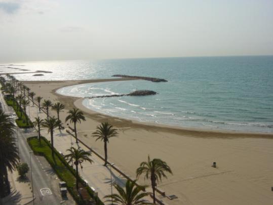 Lovely Seaside Apartment In Front Of Calafell Beach And Cunit Beach Segur de Calafell Exterior photo